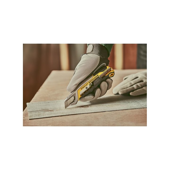 Stanley Cutter Fatmax® Avec Curseur Et Système De Brise-Lame Intégré - 18 mm
