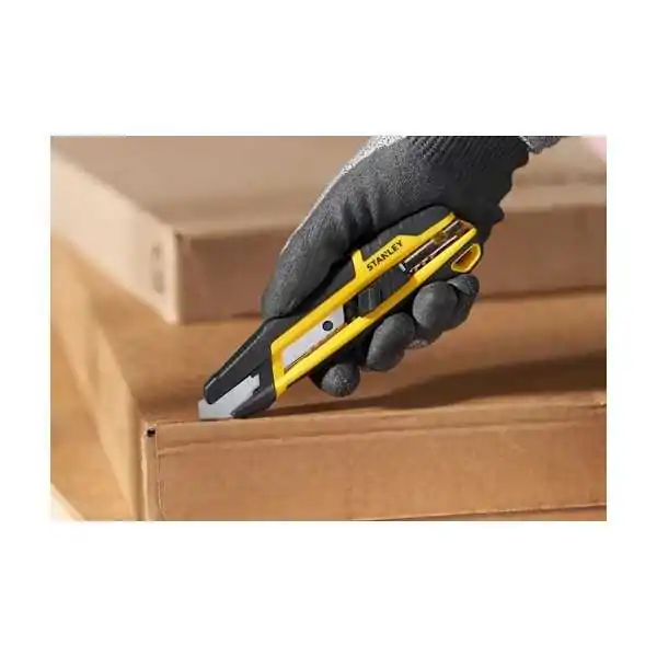 Stanley Cutter  18mm Con Cursore E Sistema Spezzalama Integrato