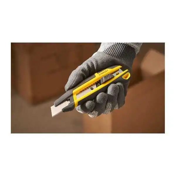 Stanley Cutter  18mm Con Cursore E Sistema Spezzalama Integrato