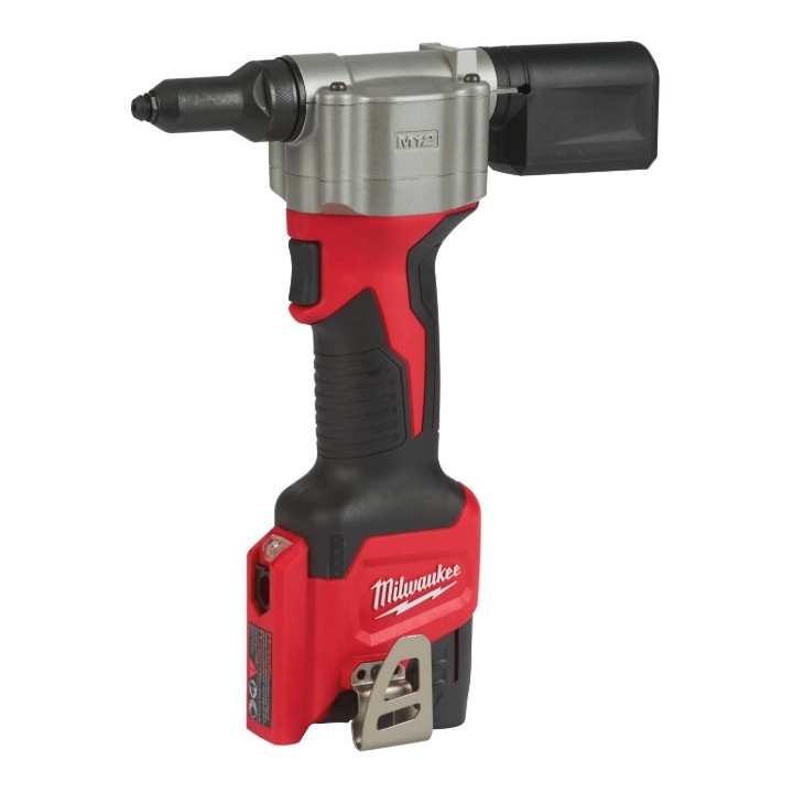 Riveteuse MILWAUKEE M12 vue latérale avec poignée