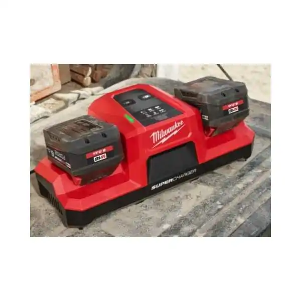 Milwaukee  M18 FORGENRG-122DBSC Kit Energy Forge 2pz M18 FB12 18V 12Ah + Caricabatterie Doppio M18 DBSC