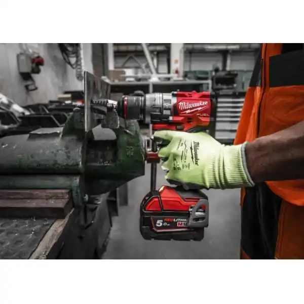 Milwaukee Trapano A Percussione M18 FUEL™