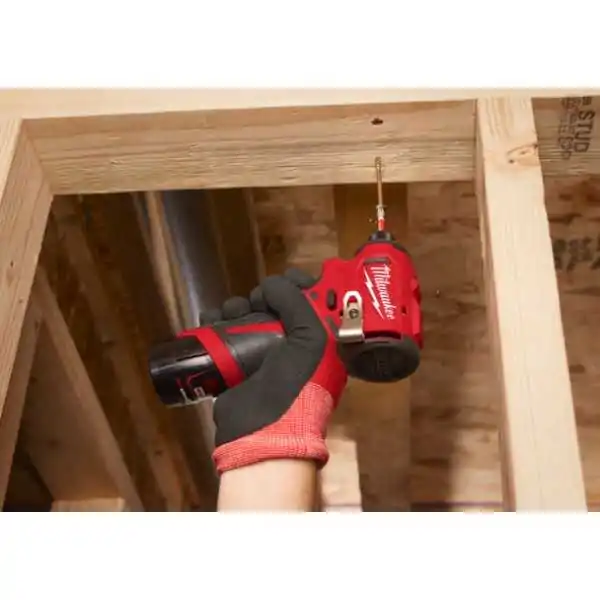 Milwaukee Avvitatore Ad Impulsi Brushless Con Attacco ¼" Esagonale M12™