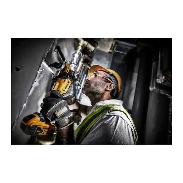 Dewalt Multifunzione ad oscillazione XR 18V 2 x 5.0Ah Dewalt Multifunzione ad oscillazione XR 18V 2 x 5.0Ah