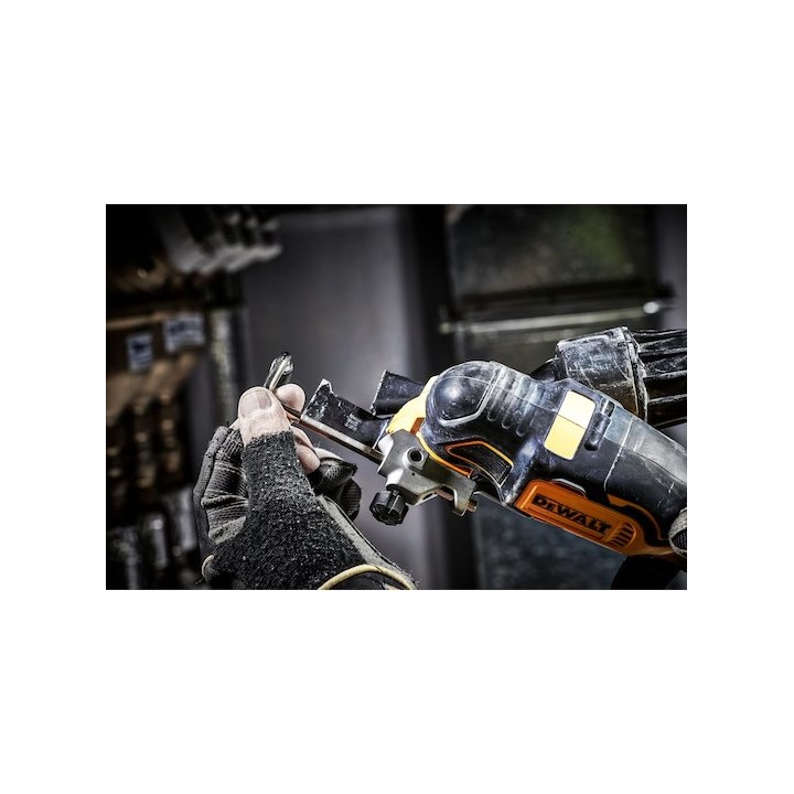DEWALT DCS356P2-QW avec butée de profondeur montée