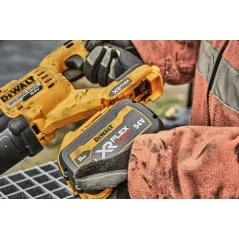 Dewalt  Scie circulaire 54V XR FLEXVOLT 2 x 9Ah Dewalt  Scie circulaire 54V XR FLEXVOLT 2 x 9Ah
