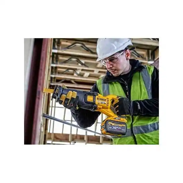 Dewalt Sega circolare 54V XR FLEXVOLT 2 x 9Ah Dewalt Sega circolare 54V XR FLEXVOLT 2 x 9Ah