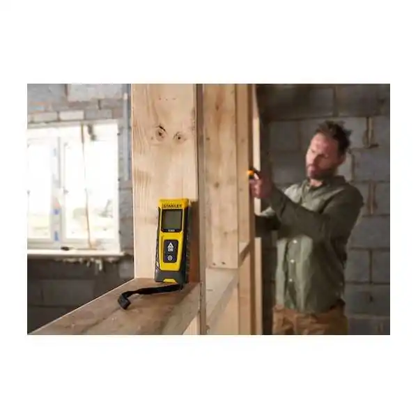 STANLEY® Misuratore Laser  SLM65