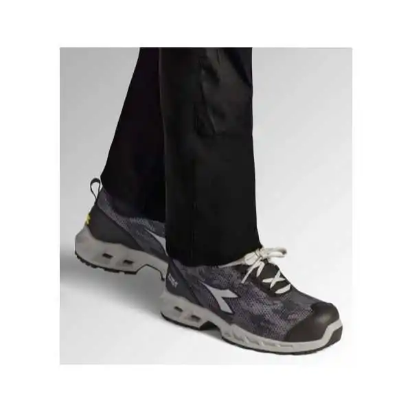 Diadora CHAUSSURE SHARK STABLE IMPACT LOW