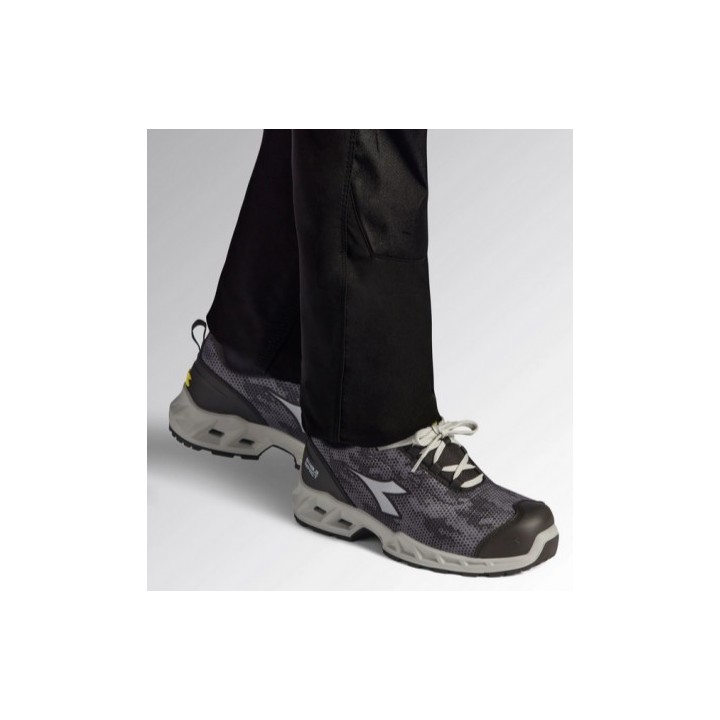 Diadora CHAUSSURE SHARK STABLE IMPACT LOW