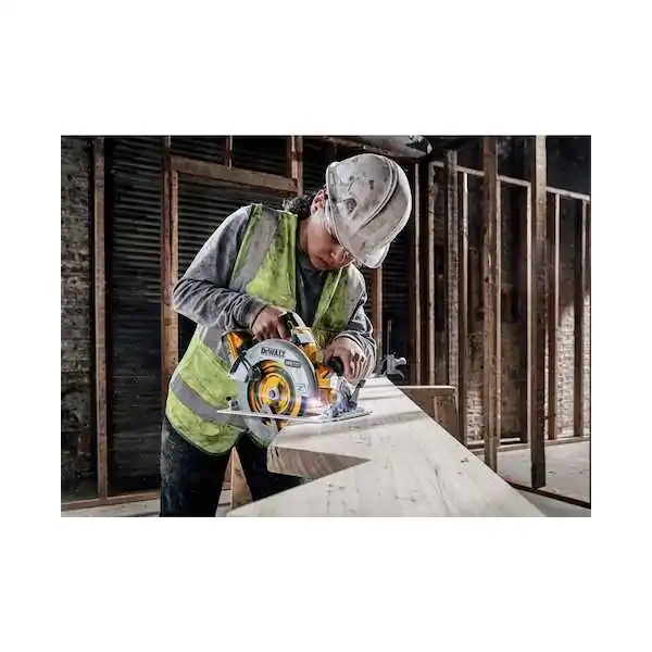 Dewalt Scie Circulaire  18V Moteur BRUSHLESS.