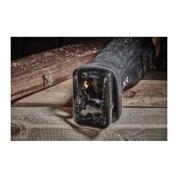 Scie universelle Dewalt XR 18 V avec avantage FLEXVOLT