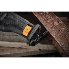 Scie universelle Dewalt XR 18 V avec avantage FLEXVOLT