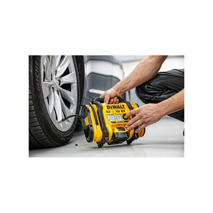 Inflatore DEWALT DCC018N-XJ con vano di stoccaggio adattatori integrato