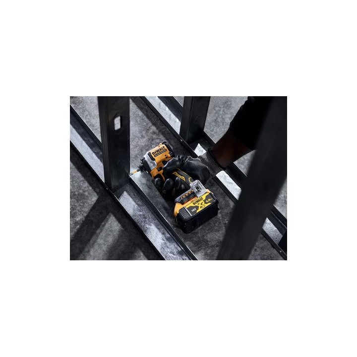 DEWALT DCF850NT-XJ con dettaglio motore brushless
