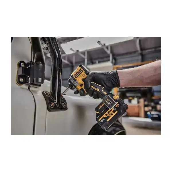 Dewalt Avvitatore impulsi 1/4" compatto XR 18V