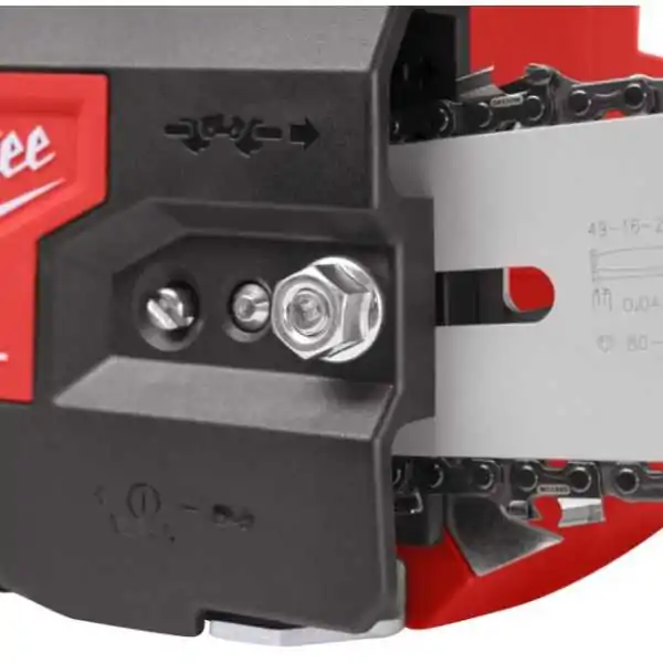 Tronçonneuse Milwaukee M18 FUEL™ à poignée supérieure avec guide-chaîne de 30 cm Tronçonneuse Milwaukee M18 FUEL™ à poignée supérieure avec guide-chaîne de 30 cm