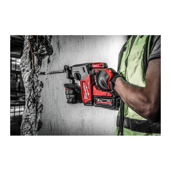 Milwaukee M18 FUEL vue complète de l'outil sans batterie