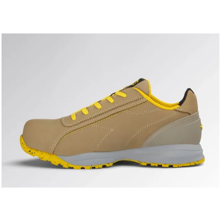 Détail étiquette modèle 701.181135 sur Diadora Glove MDS