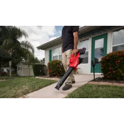 Souffleur à batterie double Milwaukee M18 FUEL™ 17.7N (2 x 18 V) Souffleur à batterie double Milwaukee M18 FUEL™ 17.7N (2 x 18 V)