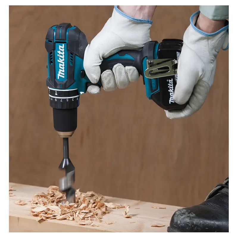 Makita Trapano Avvitatore Con Percussione LXT ® 18V Makita Trapano Avvitatore Con Percussione LXT ® 18V