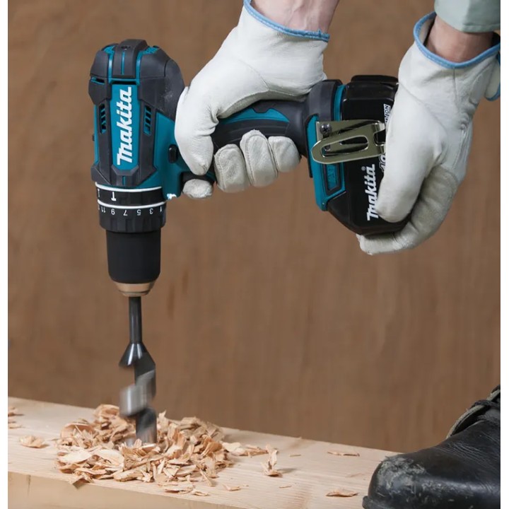 Dettaglio mandrino 1,5-13 mm del trapano avvitatore Makita DHP482RTJ