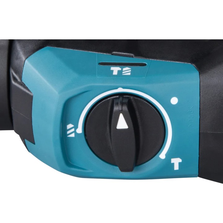 Makita HR2670 con cavo di alimentazione visibile e design compatto