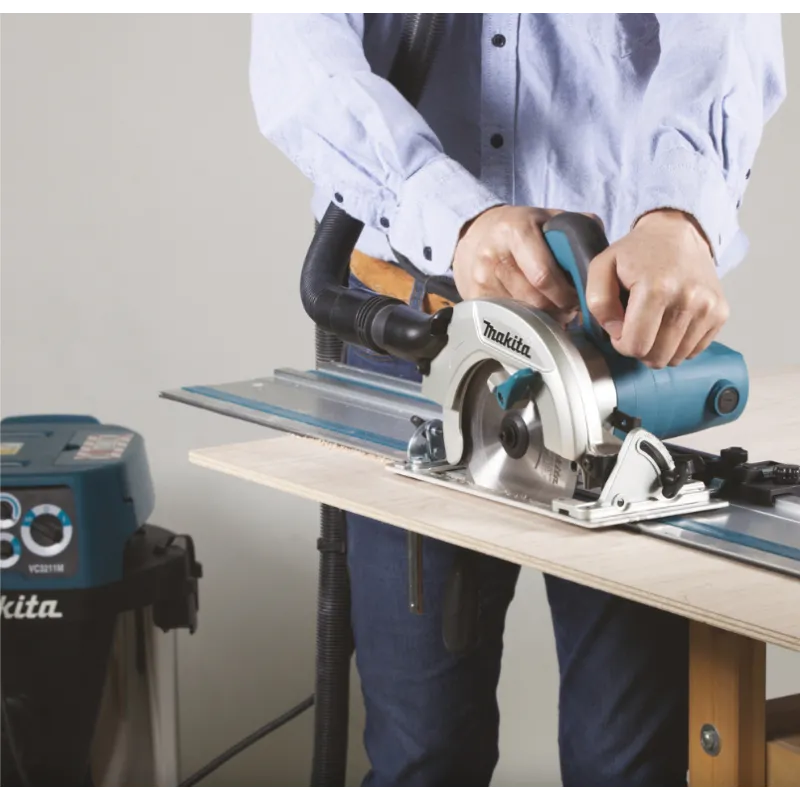 Scie circulaire Makita