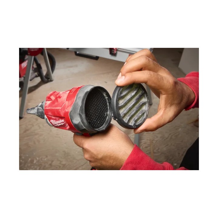 Mini-souffleur Milwaukee avec indication de compatibilité batteries M18