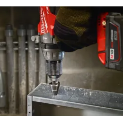 Milwaukee Frese A Gradino