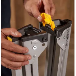 Paire de chevalets en métal Stanley Essential