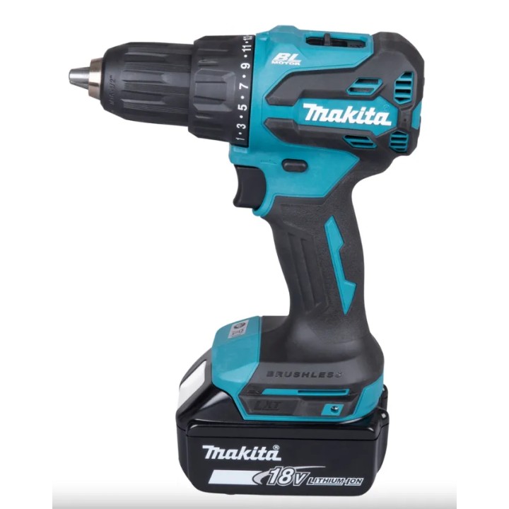 Makita DHP490RTJ poignée ergonomique et gâchette de contrôle