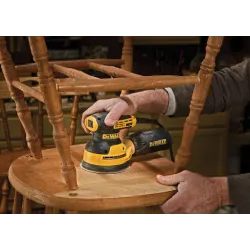 Dewalt Levigatrice Roto-Orbitale 125mm 280W