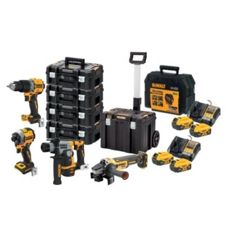Coffret DEWALT DCK5007P4T avec mallettes TSTAK et outils disposés