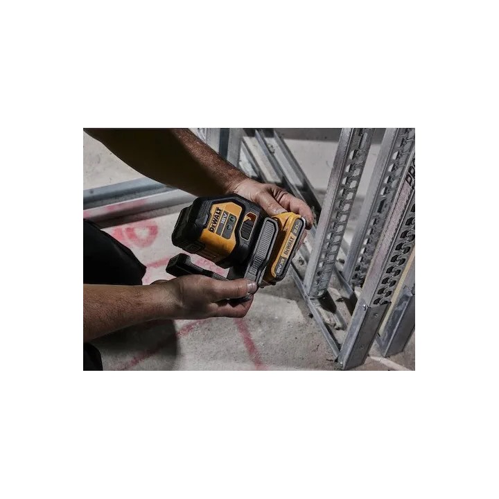 Dettaglio della meuleuse DCG405 con protezione disco