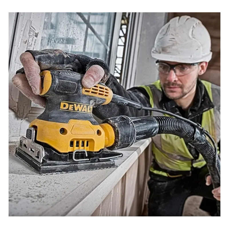 Dewalt Levigatrice orbitale da 1/4 fogli