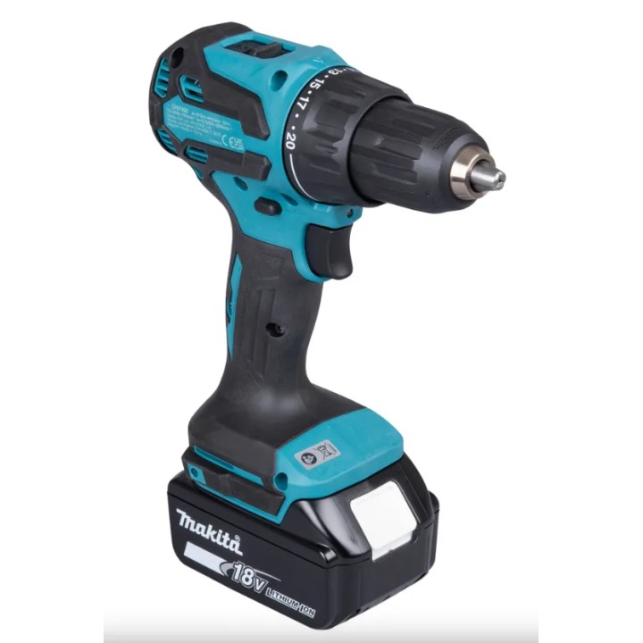 Makita DHP490RFX3 avec batterie montée vue latérale inférieure