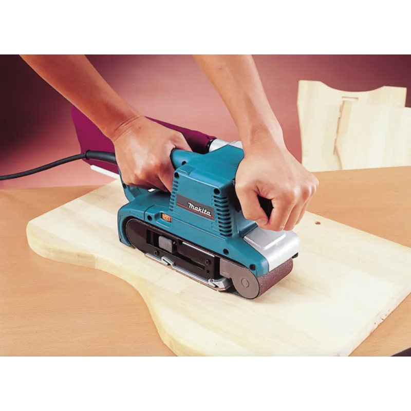 Makita Levigatrice A Nastro